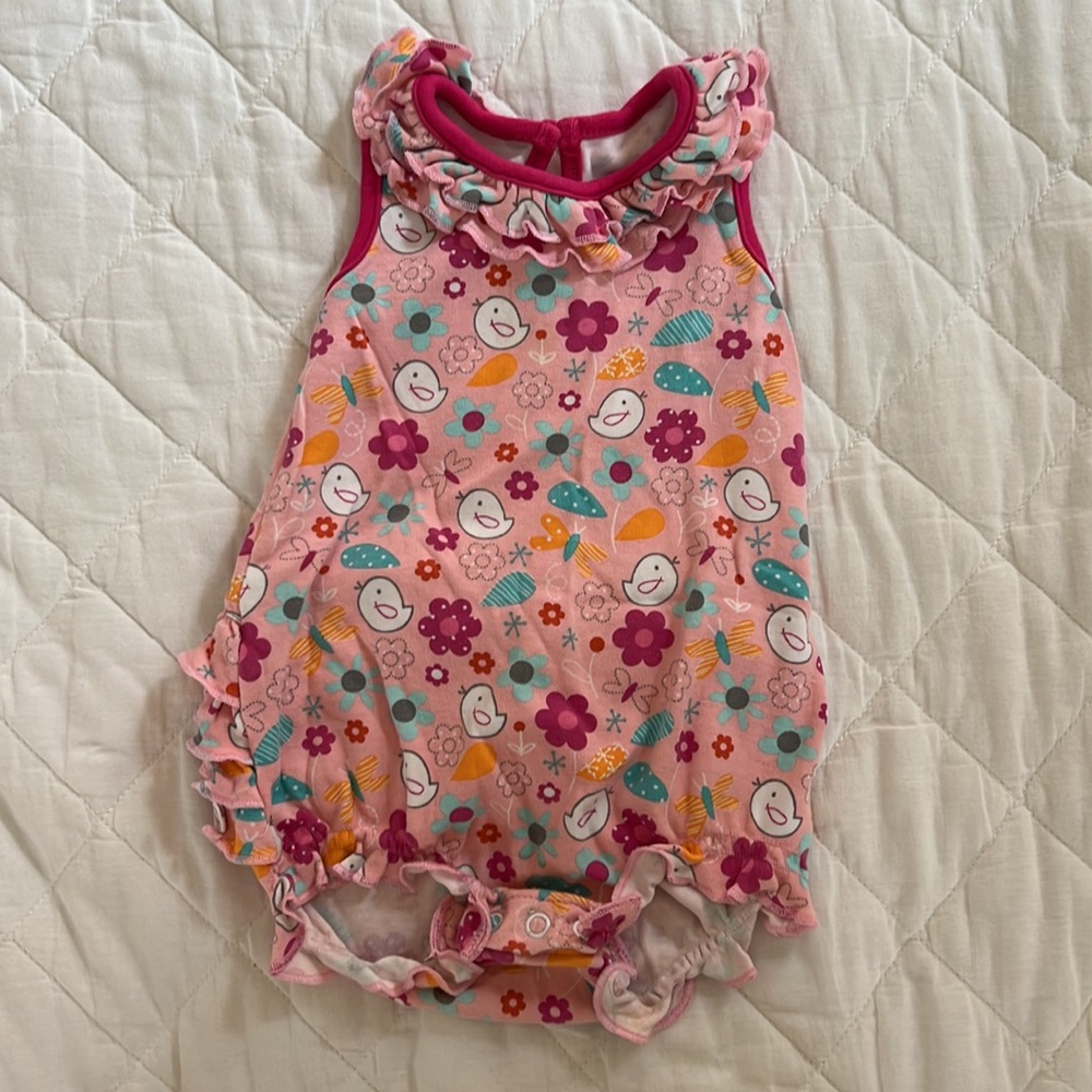 Zutano Ruffle Onesies Bundle - Picture 7 of 12